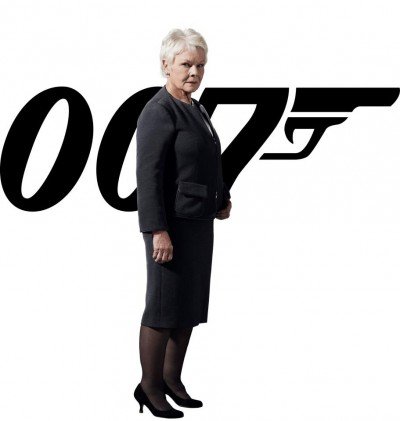 Charakterposter von Dame Judi Dench alias M