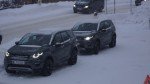 Diese neuen Land Rover Discovery dürften für eine Sequenz verwendet worden sein © ARF.at